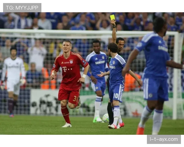 海伦芬防线固若金汤，球队状态回升引关注