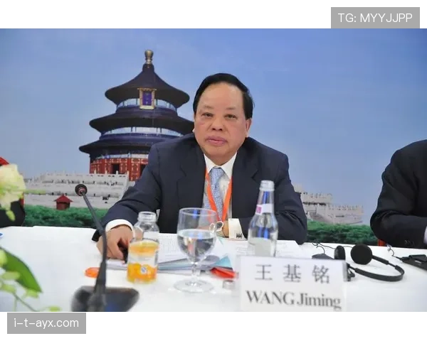 格伦·霍尔姆持续推进环保技术，助力足球界可持续发展趋势分析