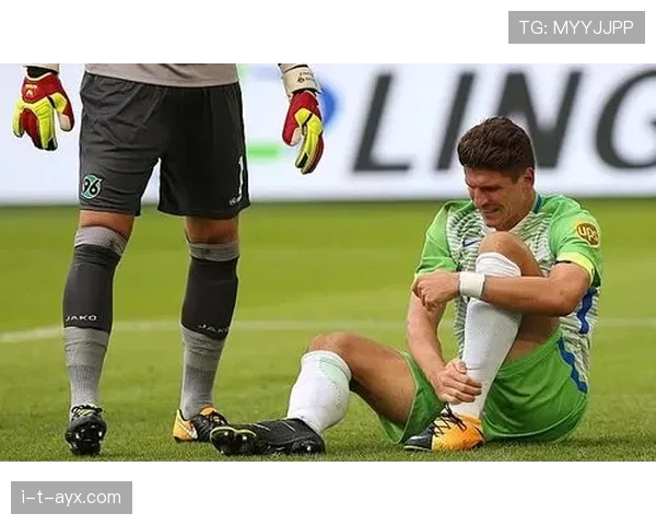 流血离场在足球规则中如何判定和操作流程详解